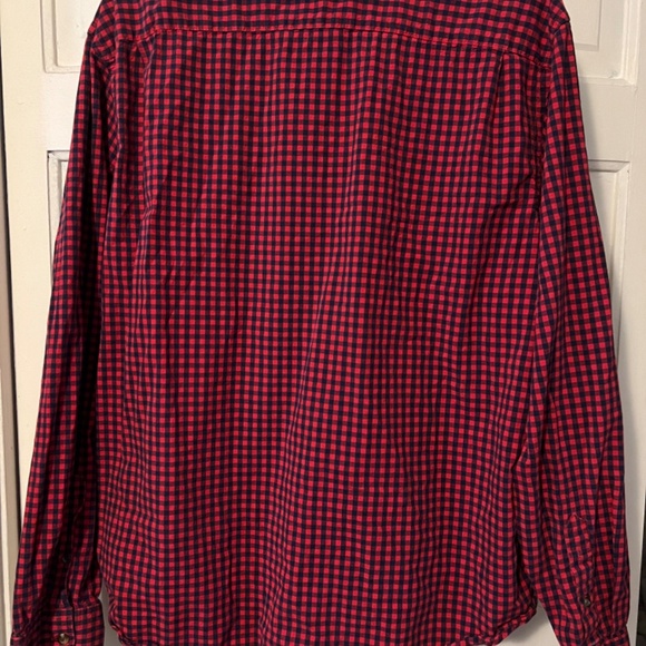 Old Navy Men's Button Down Shirt - Picture 2 of 3